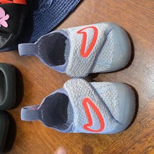 Nike swoosh 1 light armory blue hyper orange  sz us 3c (FB3244-400)